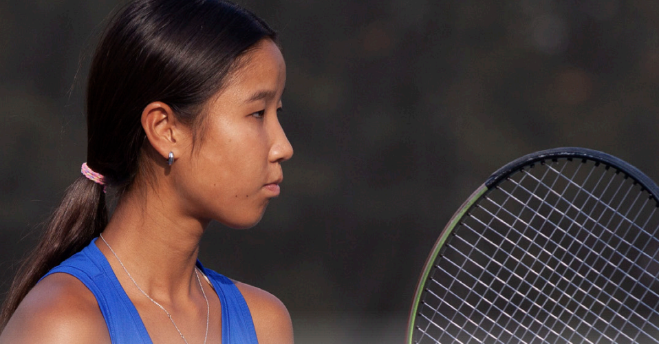 Angela Chen (11) gets ready
to serve in a match against
Ladue’s rival school, Clayton
High School. Chen has been
playing tennis since she was
8 years old. “I feel like [the
rivalry] really pushed the
players to try to their fullest
because they didn’t want to
lose,” Chen said.